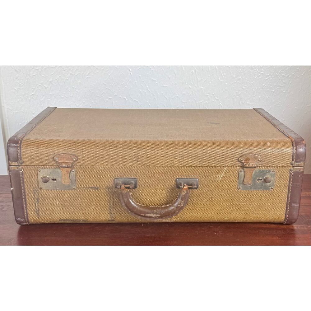 Brown Hard Sided Suitcase 1940s Ruched Interior Travel Luggage